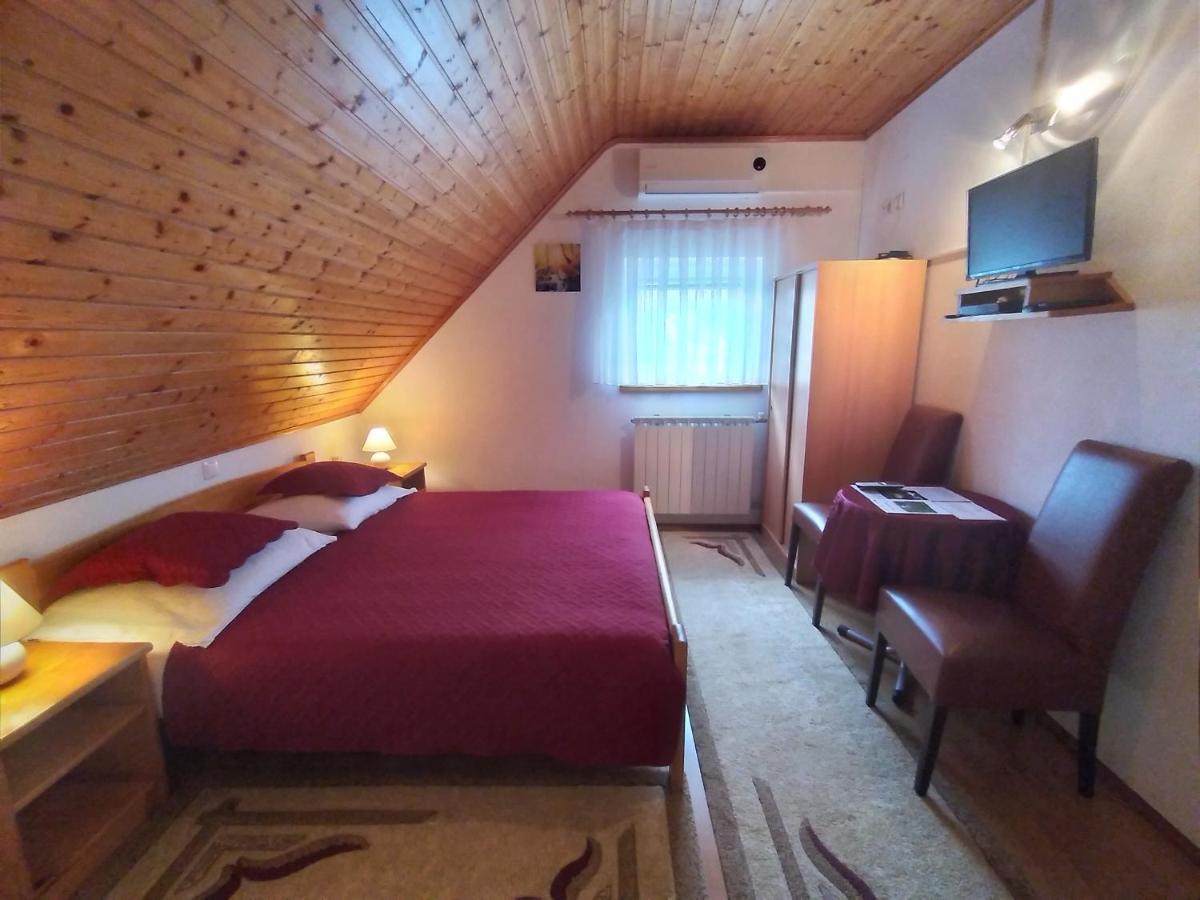 Appartement House Nina à Poljanak Extérieur photo