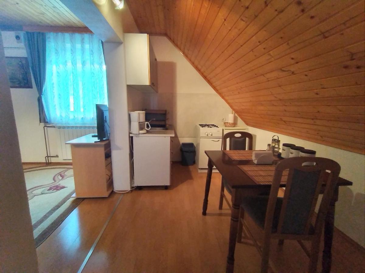Appartement House Nina à Poljanak Extérieur photo