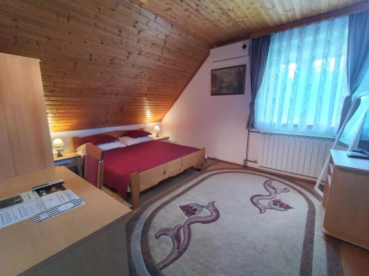 Appartement House Nina à Poljanak Extérieur photo